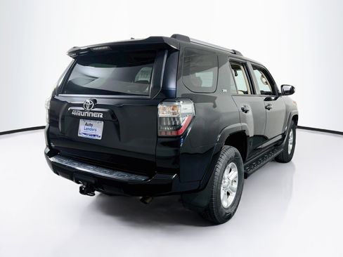 Used 2021 Toyota 4Runner SR5 Premium w/ Moonroof Package AWD/4WD image 5