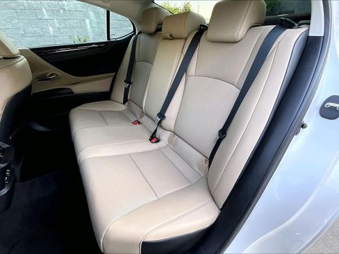 Used 2021 Lexus ES 350 w/ Premium Package image 18