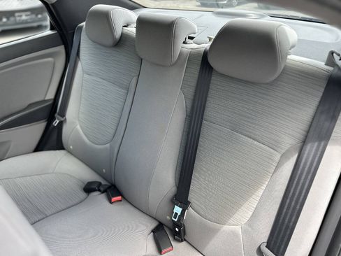 Used 2016 Hyundai Accent SE FWD image 17