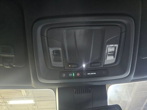Used 2025 GMC Sierra 1500 AT4 AWD/4WD image 18