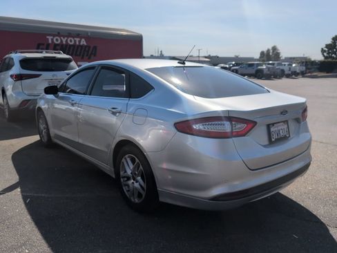 Used 2014 Ford Fusion SE image 6