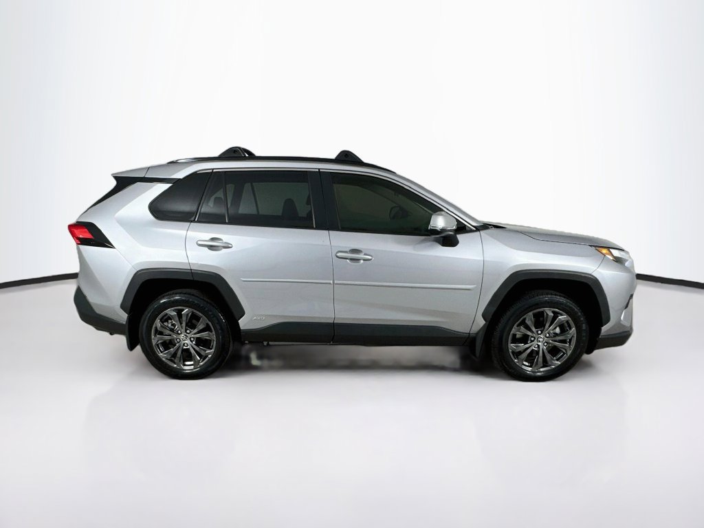 Used 2023 Toyota RAV4 XLE Premium AWD/4WD image 8