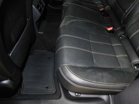 Used 2019 Land Rover Range Rover Velar R-Dynamic SE AWD/4WD image 56