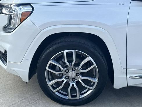 Used 2022 GMC Terrain Denali w/ LPO, Floor Liner Package AWD/4WD image 34