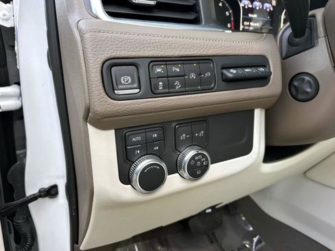Used 2021 GMC Yukon XL Denali image 20