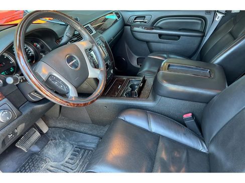 Used 2011 GMC Sierra 3500 Denali image 12