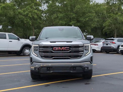 Used 2024 GMC Sierra 1500 SLT w/ SLT Premium Plus Package AWD/4WD image 10