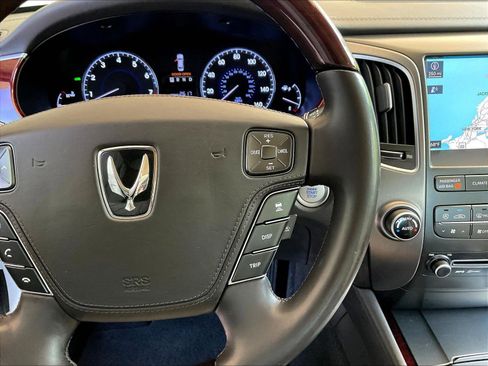 Used 2013 Hyundai Equus Ultimate RWD image 12
