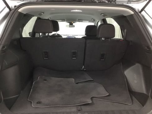 Used 2023 Chevrolet Equinox LS AWD/4WD image 16