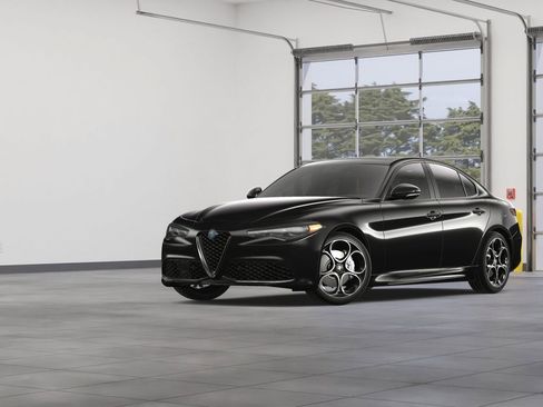 New 2025 Alfa Romeo Giulia image 1
