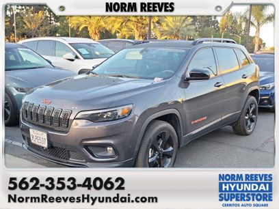 Used 2023 Jeep Cherokee Altitude Lux
