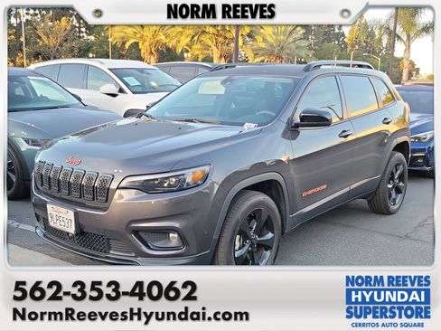 Used 2023 Jeep Cherokee Altitude Lux image 1
