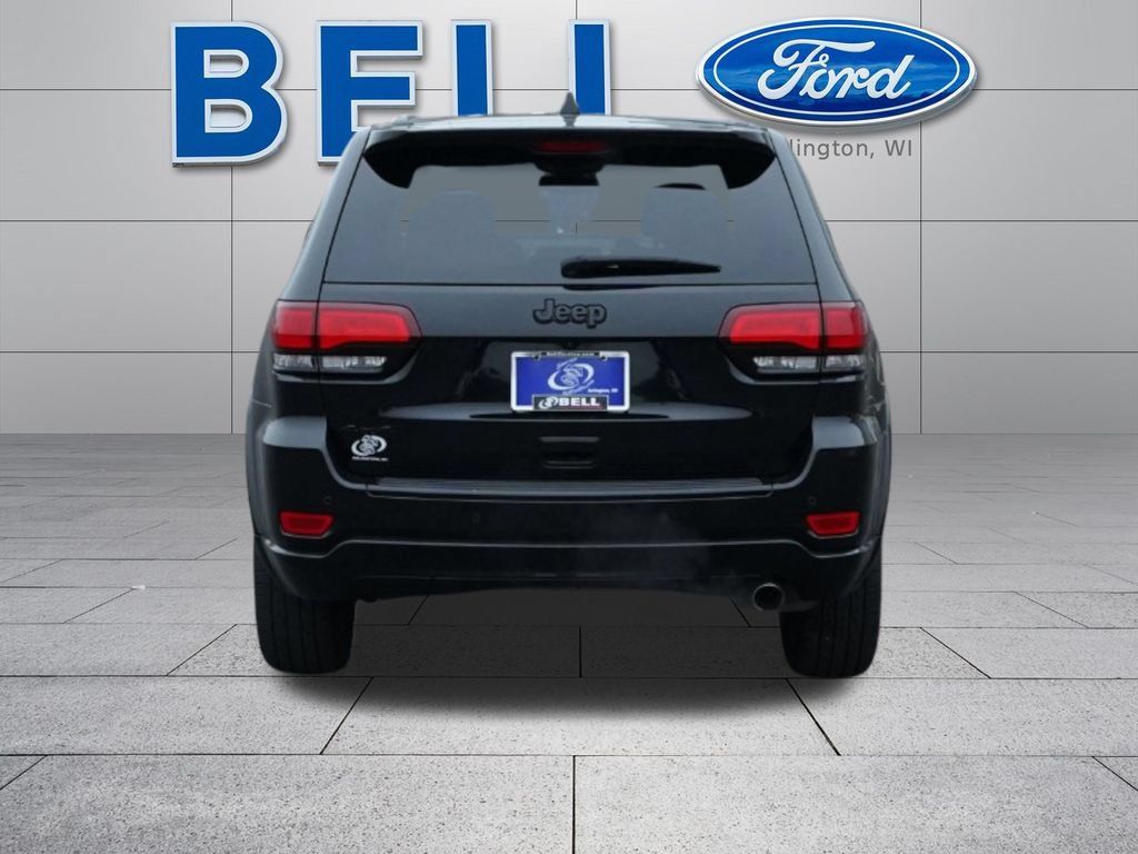 Used 2018 Jeep Grand Cherokee Altitude AWD/4WD image 5