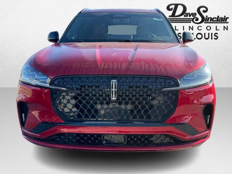 Used 2025 Lincoln Aviator Reserve w/ Equipment Group 201A AWD/4WD image 2