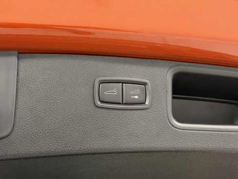Certified 2024 Porsche Macan S AWD/4WD image 66