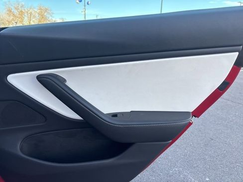 Used 2021 Tesla Model 3 Standard Range Plus image 14