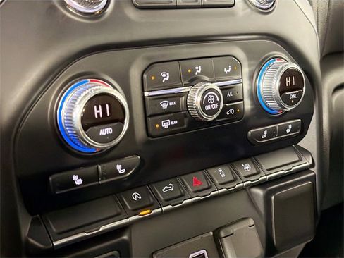 Used 2019 GMC Sierra 1500 Elevation image 14