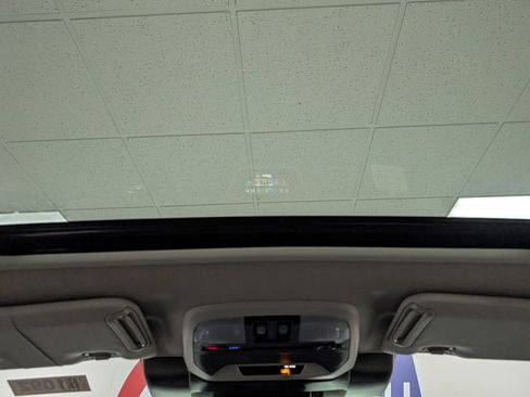 New 2025 Subaru Crosstrek 2.0i Premium image 8