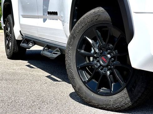 New 2025 Toyota Tundra Limited AWD/4WD image 2