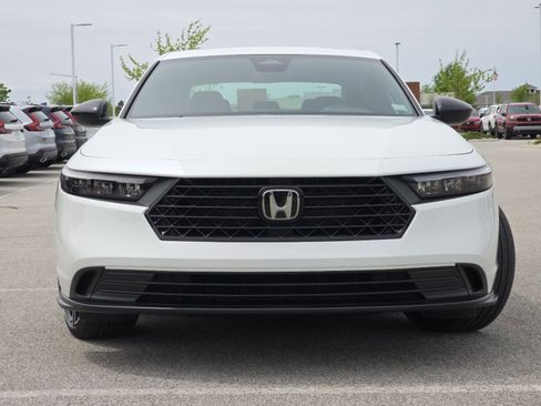 Certified 2023 Honda Accord Sport image 8