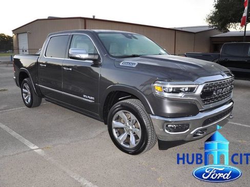 Used 2022 RAM 1500 Limited image 7