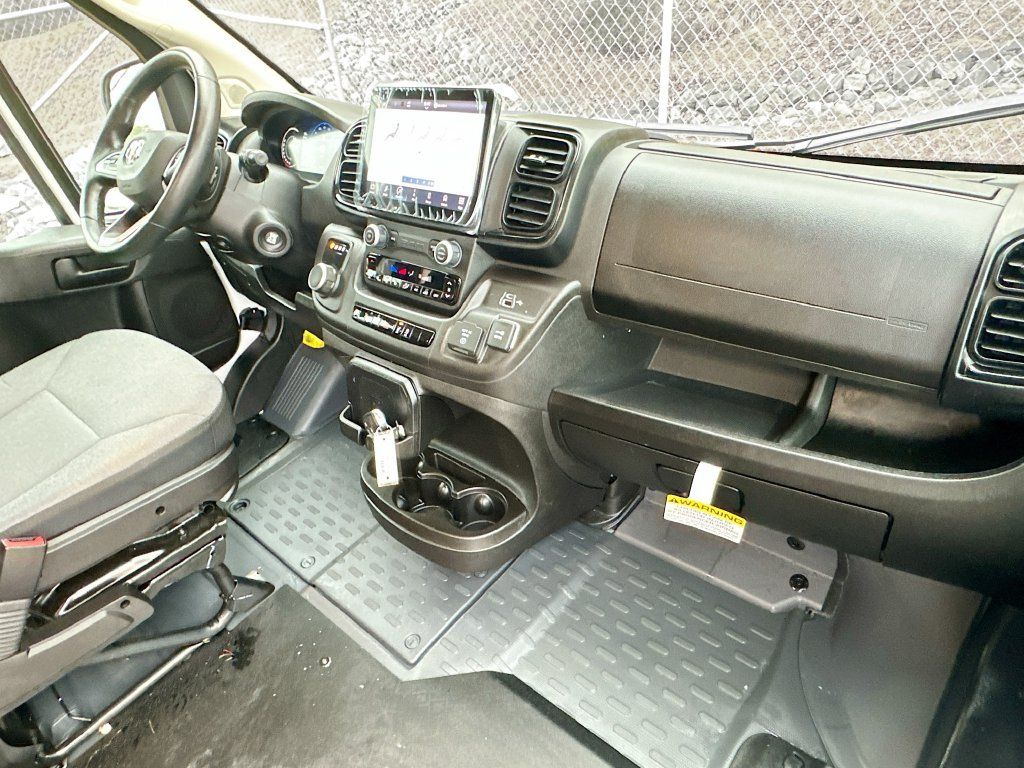 Used 2024 RAM ProMaster 3500 w/ Delivery Van Package FWD image 31