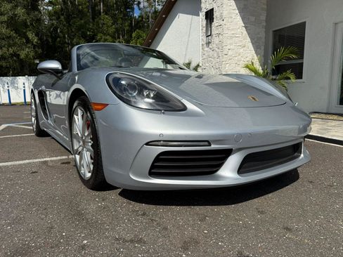 Used 2017 Porsche 718 Boxster S RWD image 16