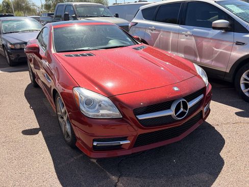 Used 2015 Mercedes-Benz SLK 350 image 3