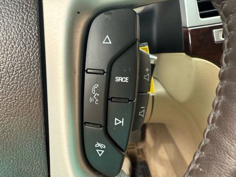 Used 2012 Cadillac Escalade Luxury w/ Livery Package image 14