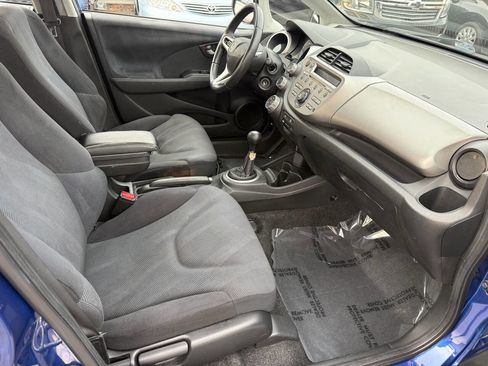 Used 2010 Honda Fit Sport image 9