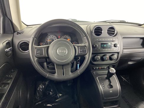 Used 2016 Jeep Patriot High Altitude image 20