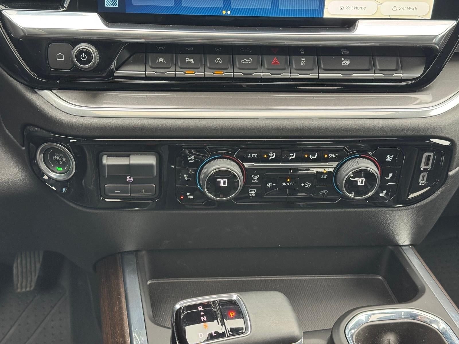 Used 2025 Chevrolet Silverado 1500 High Country w/ High Country Premium Package AWD/4WD image 12