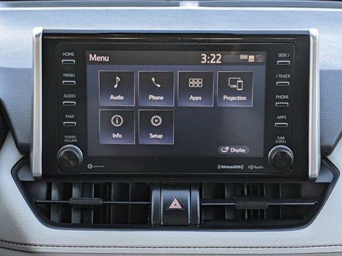 Used 2021 Toyota RAV4 XLE image 15