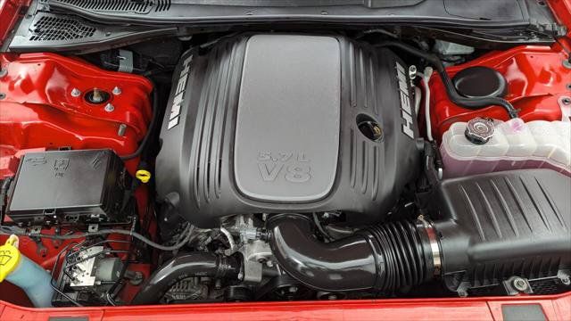 Used 2019 Dodge Challenger R/T w/ Blacktop Package RWD image 29