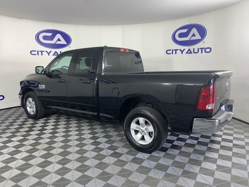 Used 2024 RAM 1500 Classic SLT image 5