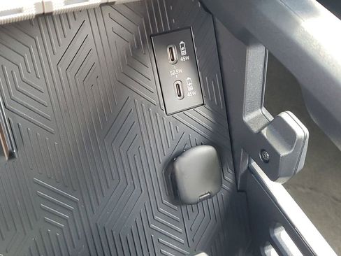 Certified 2025 Toyota 4Runner SR5 image 30