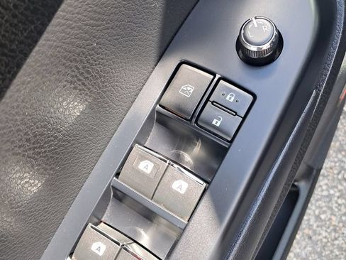 Used 2016 Toyota Highlander Limited AWD/4WD image 13