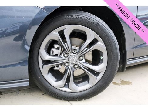 Used 2023 Honda Accord EX image 31