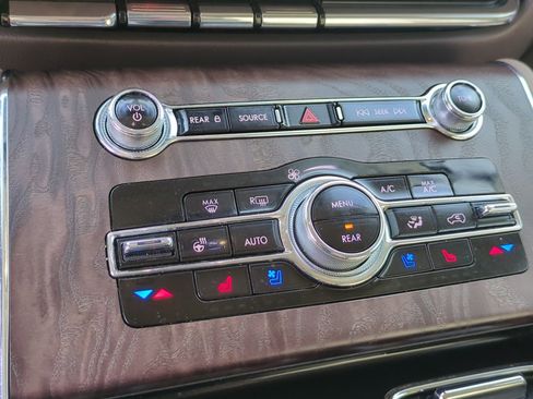 Used 2021 Lincoln Aviator Reserve w/ Equipment Group 202A image 27