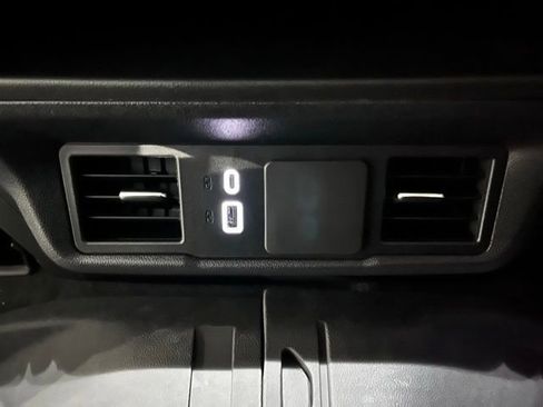 Used 2025 Chevrolet Silverado 2500 Custom w/ Custom Convenience Package image 19