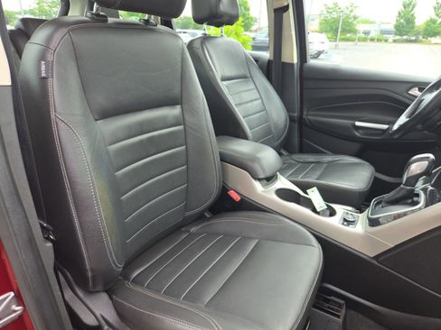 Used 2013 Ford C-MAX Energi SEL FWD image 22