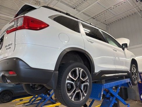 Used 2023 Subaru Ascent Limited w/ Technology Package AWD/4WD image 10