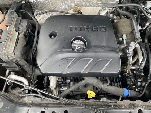 Certified 2024 Buick Encore GX Sport Touring w/ Experience Buick Package image 21