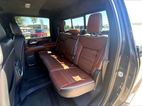 Used 2024 GMC Sierra 2500 Denali Ultimate AWD/4WD image 21