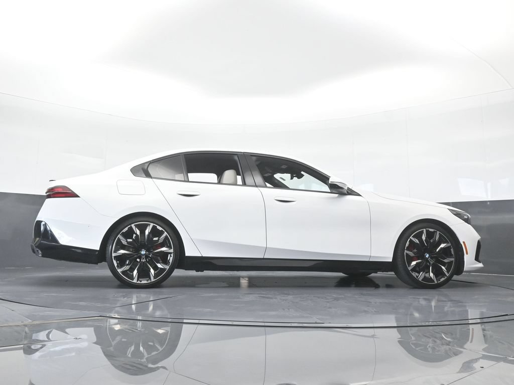 Used 2024 BMW 530i w/ M Sport Package RWD image 70