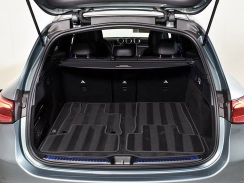 New 2026 Mercedes-Benz GLC 300 4MATIC image 41