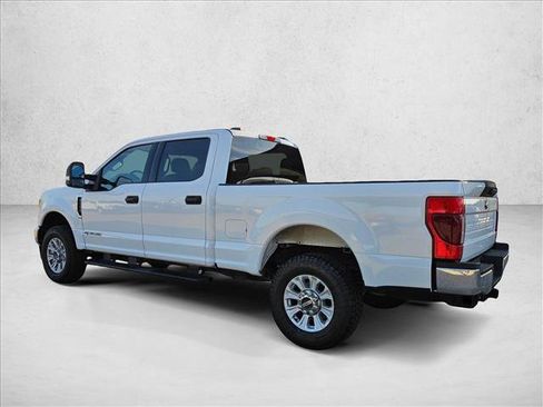Certified 2022 Ford F250 XLT AWD/4WD image 8