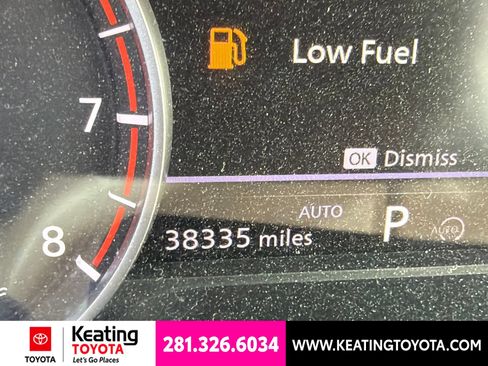 Used 2025 Nissan Rogue SV AWD/4WD image 12