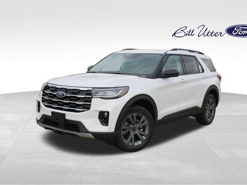 New 2026 Ford Explorer Active image 1