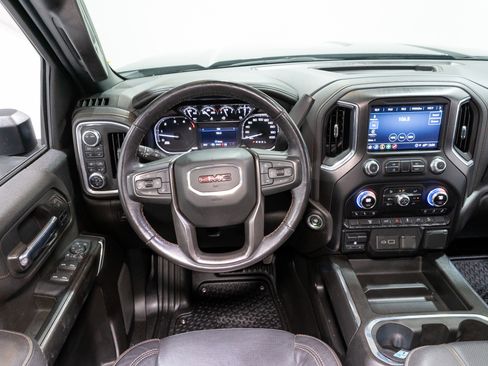 Used 2023 GMC Sierra 2500 AT4 image 13